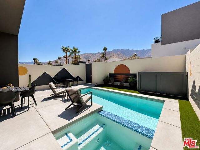 2693 Paragon Loop, Palm Springs, CA 92262