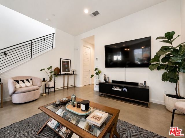 2693 Paragon Loop, Palm Springs, CA 92262