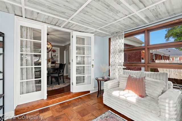 13441 Oak Park Boulevard, Oak Park, MI 48237