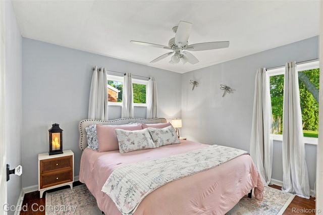 13441 Oak Park Boulevard, Oak Park, MI 48237