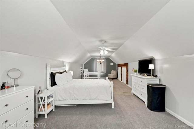 13441 Oak Park Boulevard, Oak Park, MI 48237