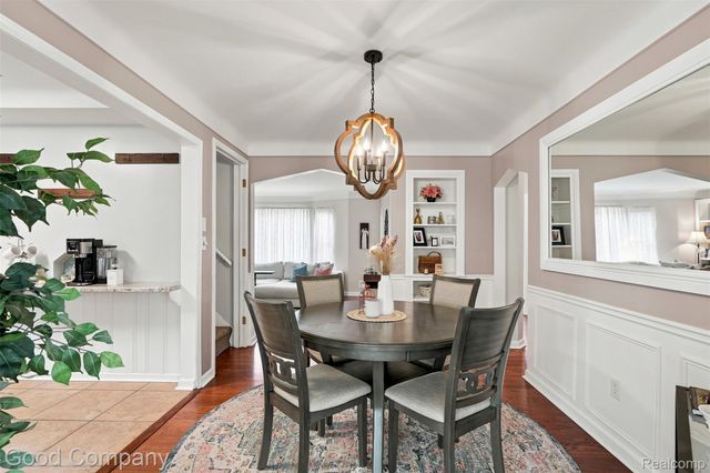13441 Oak Park Boulevard, Oak Park, MI 48237