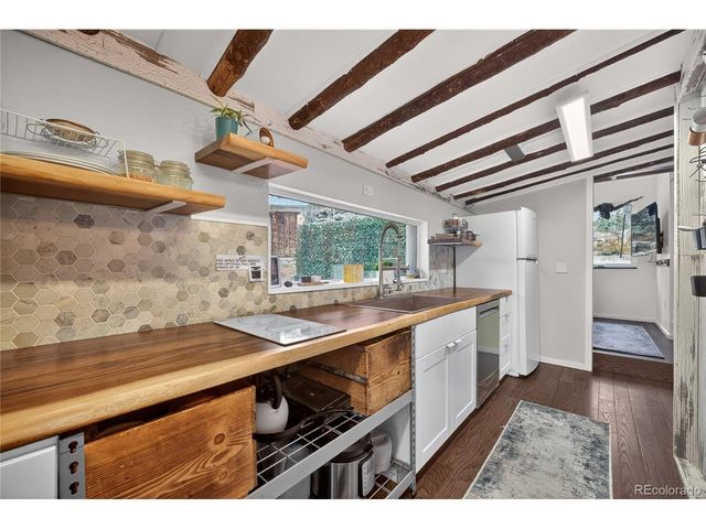 24 Signal Rock Rd, Golden, CO 80403