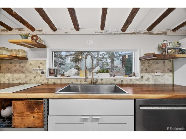 24 Signal Rock Rd, Golden, CO 80403