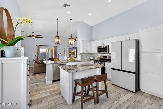 151 W SAGEBRUSH Street, Gilbert, AZ 85233