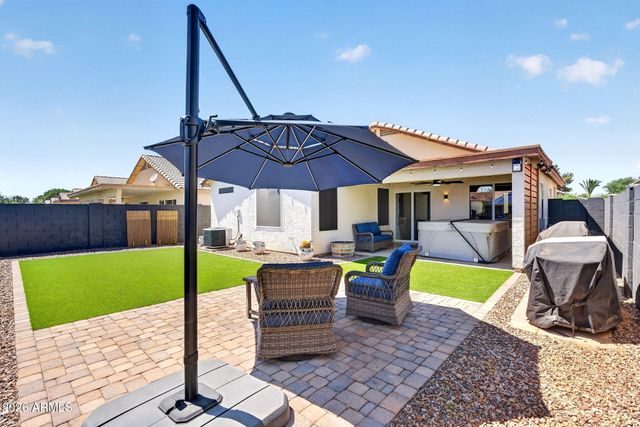 151 W SAGEBRUSH Street, Gilbert, AZ 85233