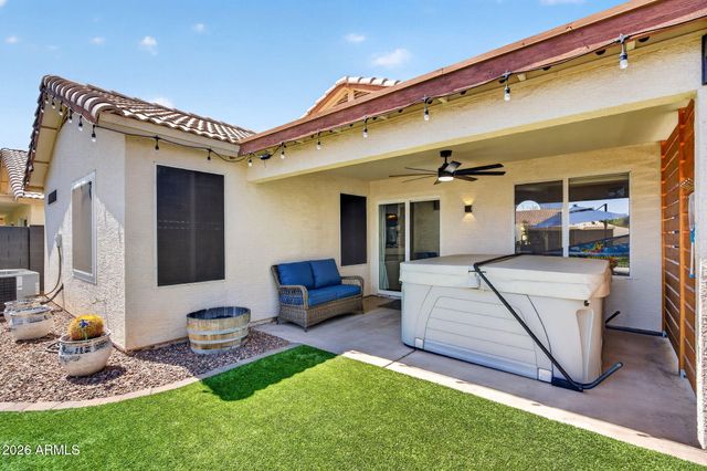 151 W SAGEBRUSH Street, Gilbert, AZ 85233