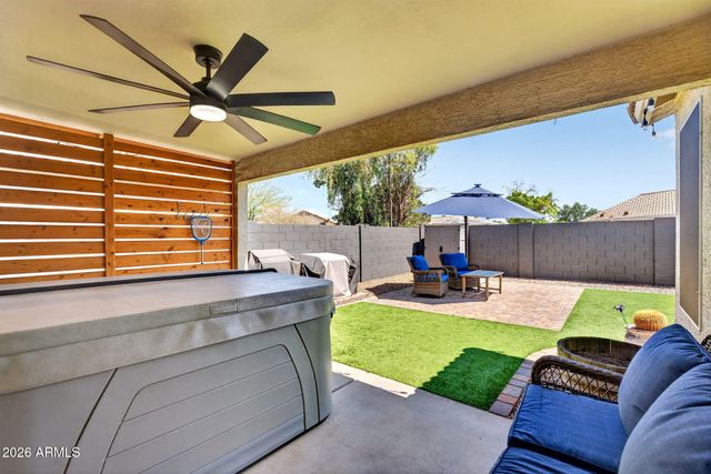 151 W SAGEBRUSH Street, Gilbert, AZ 85233