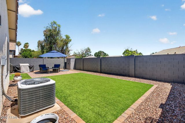 151 W SAGEBRUSH Street, Gilbert, AZ 85233
