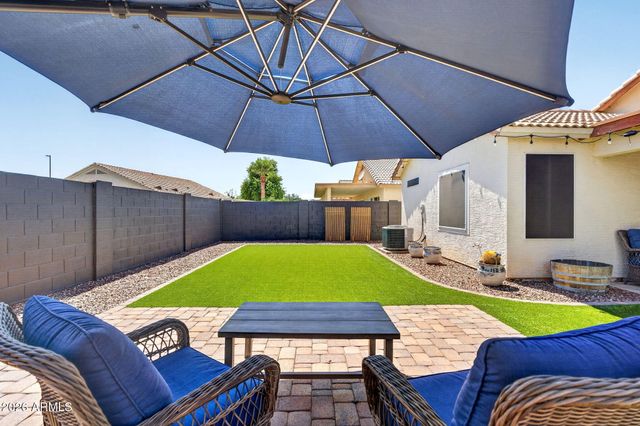 151 W SAGEBRUSH Street, Gilbert, AZ 85233