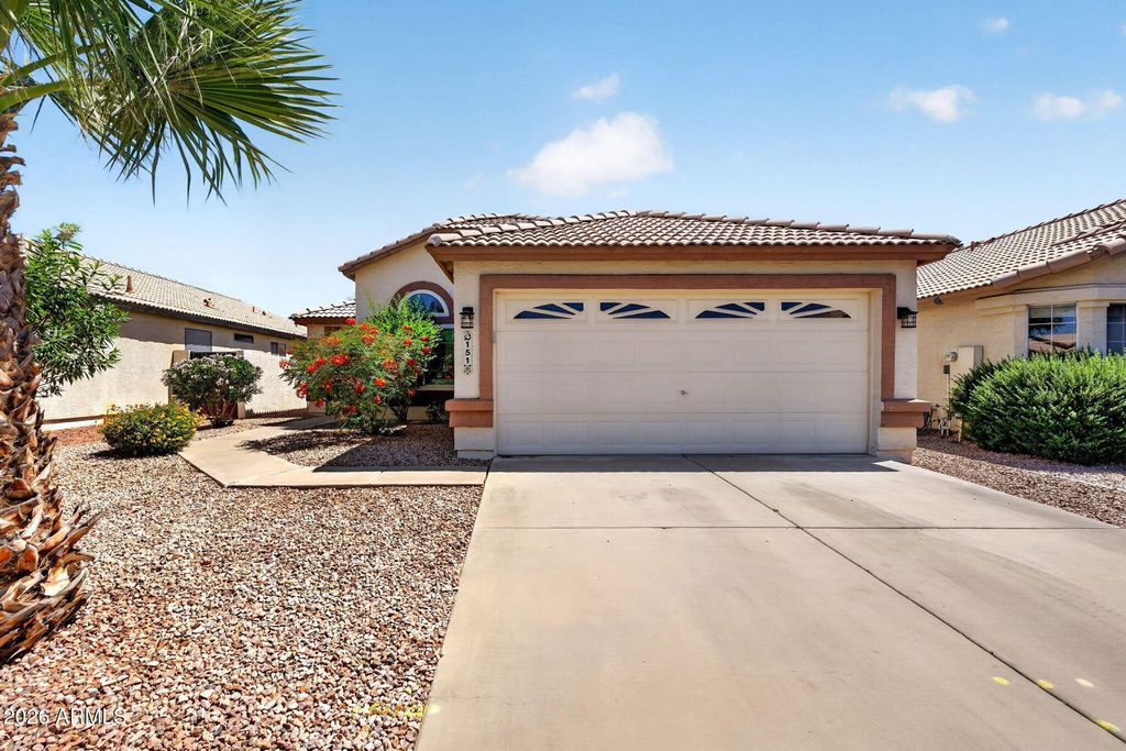 151 W SAGEBRUSH Street, Gilbert, AZ 85233