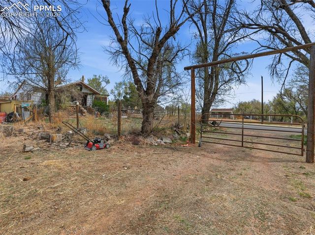 407 Fountain Mesa Road, Fountain, CO 80817