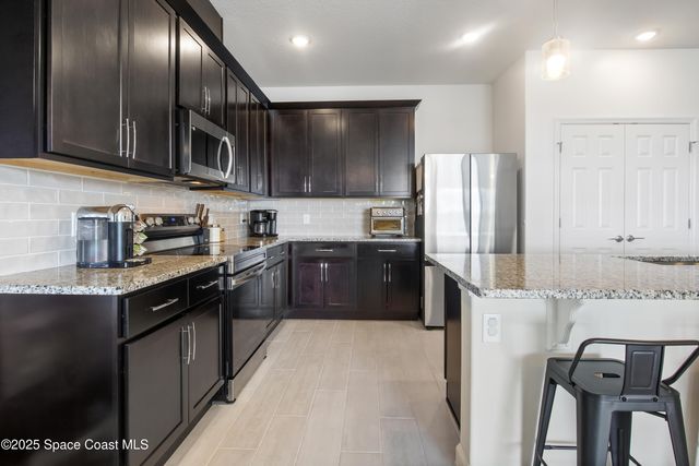 1995 Kylar Drive NW, Palm Bay, FL 32907