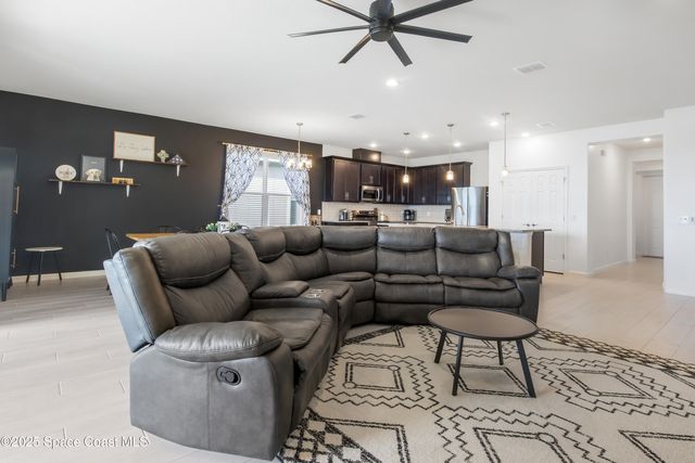 1995 Kylar Drive NW, Palm Bay, FL 32907