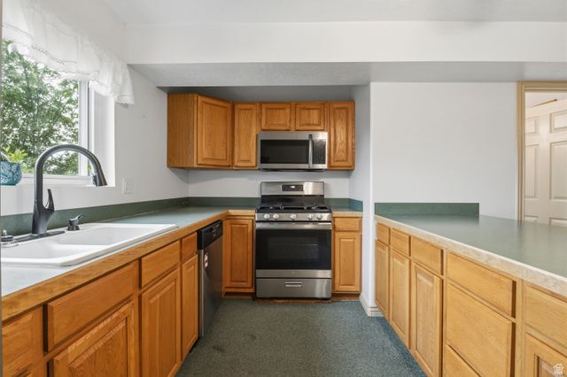 6169 S 2850 E, Uintah, UT 84403
