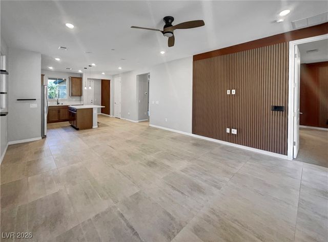 77 Stone Bluff Lane, Henderson, NV 89011