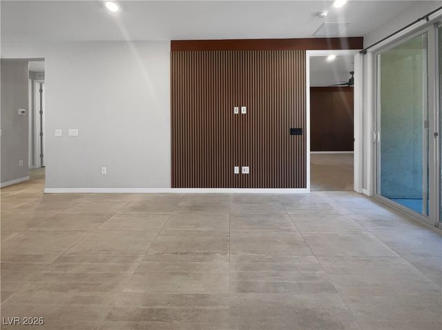 77 Stone Bluff Lane, Henderson, NV 89011