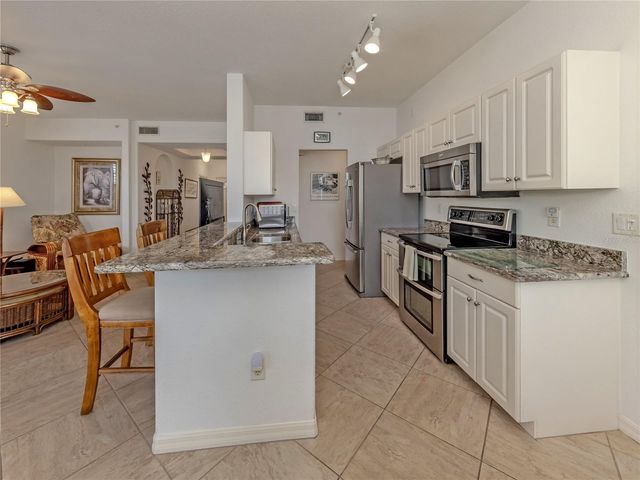 1731 AUBURN LAKES DRIVE 24, Venice, FL 34292