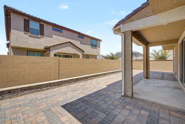 670 S OWL Drive, Gilbert, AZ 85296
