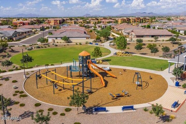 670 S OWL Drive, Gilbert, AZ 85296