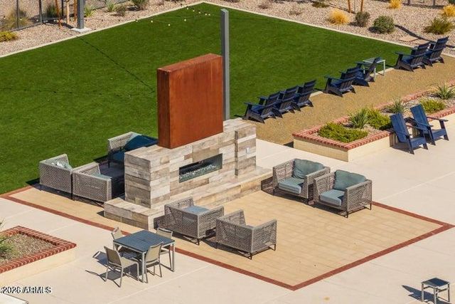 670 S OWL Drive, Gilbert, AZ 85296