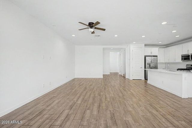 670 S OWL Drive, Gilbert, AZ 85296