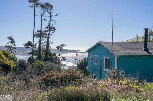 38882 Honey Run Lane, Gualala, CA 95445