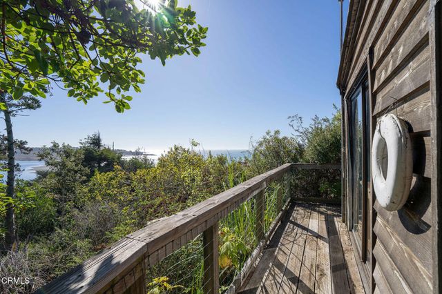 38882 Honey Run Lane, Gualala, CA 95445