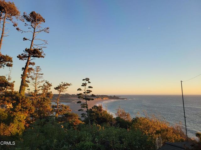 38882 Honey Run Lane, Gualala, CA 95445