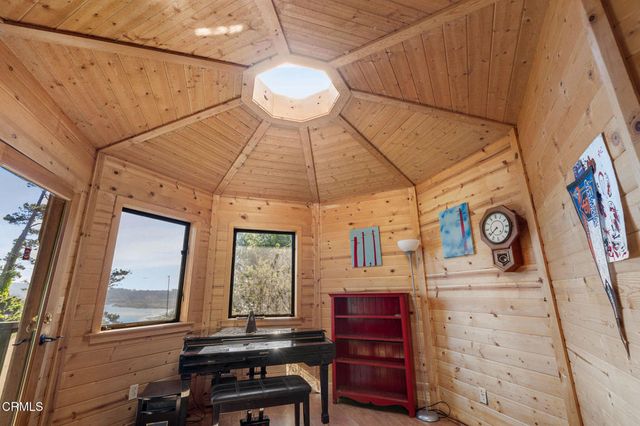 38882 Honey Run Lane, Gualala, CA 95445