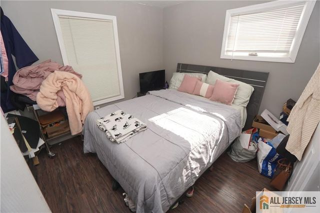 152 S Inman Avenue, Avenel, NJ 07001
