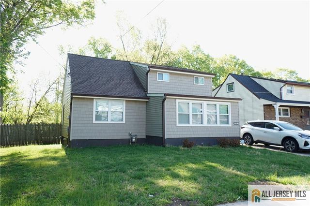 152 S Inman Avenue, Avenel, NJ 07001