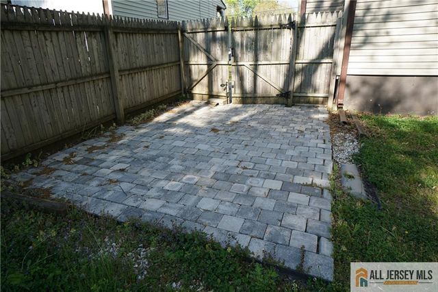 152 S Inman Avenue, Avenel, NJ 07001
