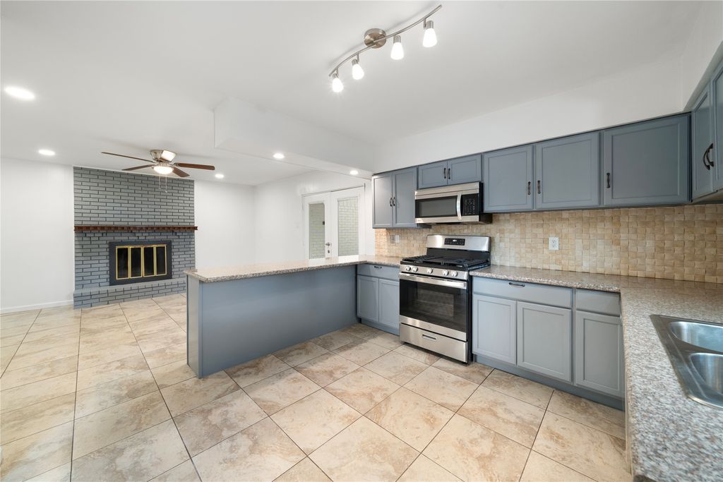 3707 Kimball Ridge Court, Dallas, TX 75233