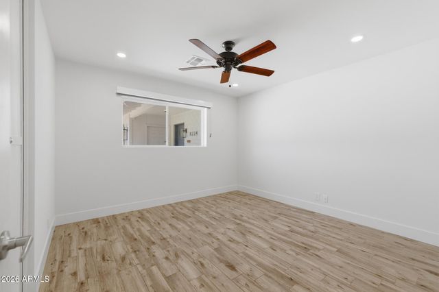 8224 E DEVONSHIRE Avenue, Scottsdale, AZ 85251