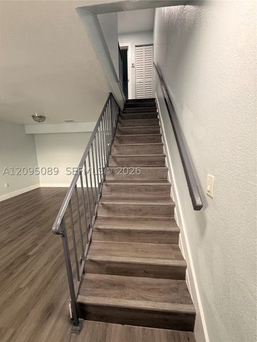 420 NE 18th Ave 5, Homestead, FL 33033