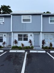 420 NE 18th Ave 5, Homestead, FL 33033