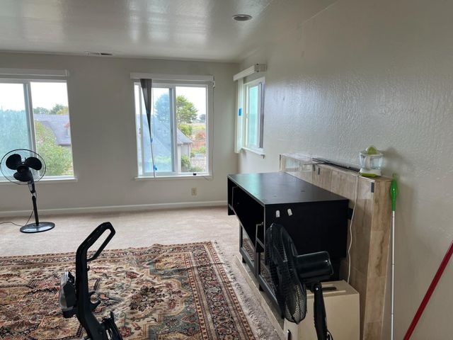 430 Pine Avenue, Half Moon Bay, CA 94019