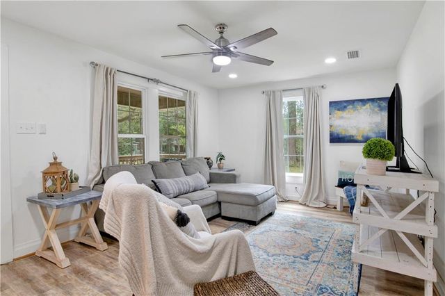 160 Westwood Street, Mobile, AL 36606