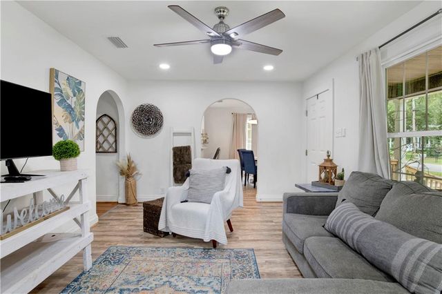 160 Westwood Street, Mobile, AL 36606