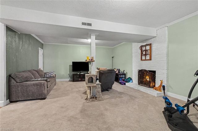 748 Crooked Run Road, Rural Hall, NC 27045