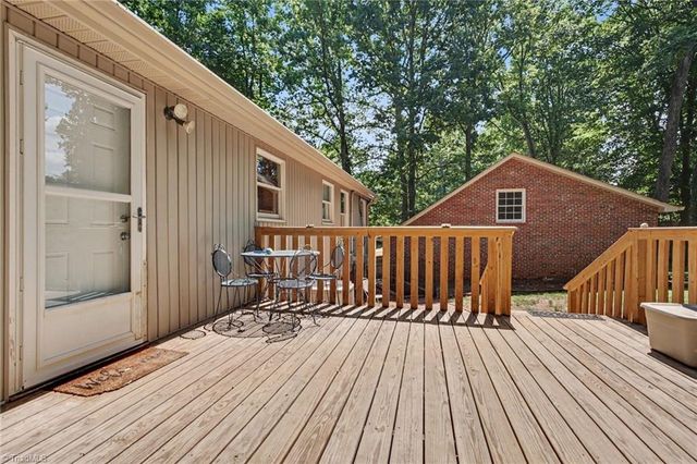748 Crooked Run Road, Rural Hall, NC 27045