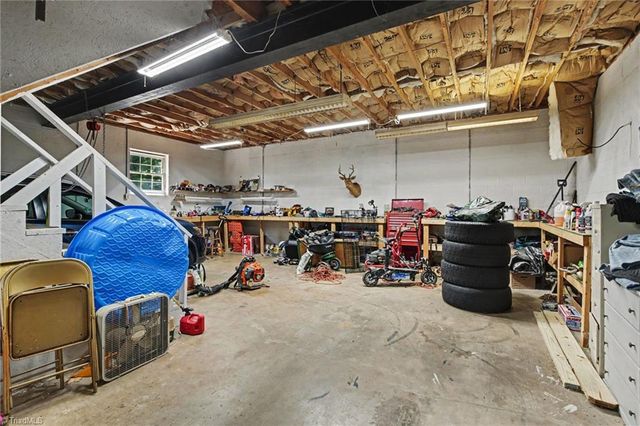 748 Crooked Run Road, Rural Hall, NC 27045