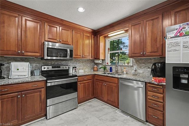 748 Crooked Run Road, Rural Hall, NC 27045