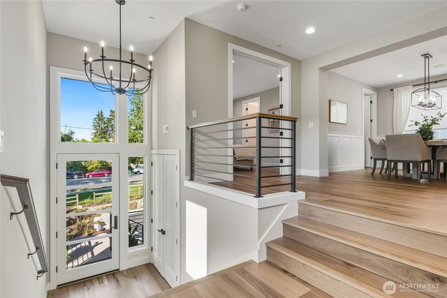 15525 NE 60th Street, Redmond, WA 98052