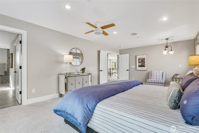 15525 NE 60th Street, Redmond, WA 98052