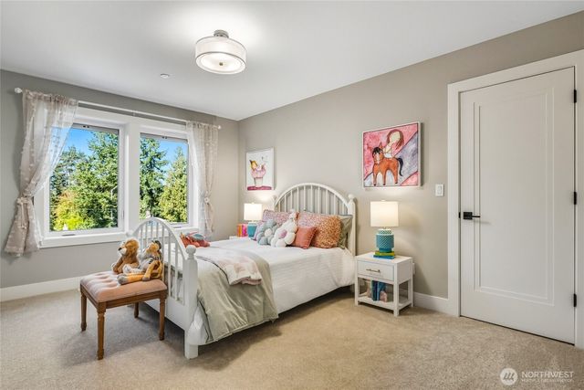 15525 NE 60th Street, Redmond, WA 98052