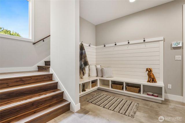 15525 NE 60th Street, Redmond, WA 98052