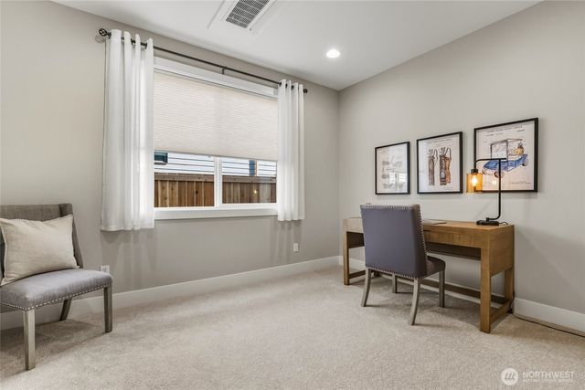 15525 NE 60th Street, Redmond, WA 98052