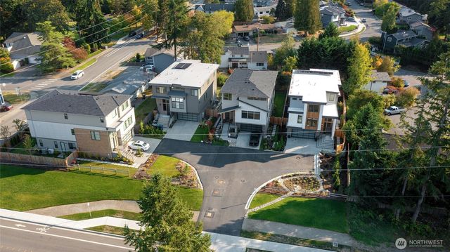 15525 NE 60th Street, Redmond, WA 98052